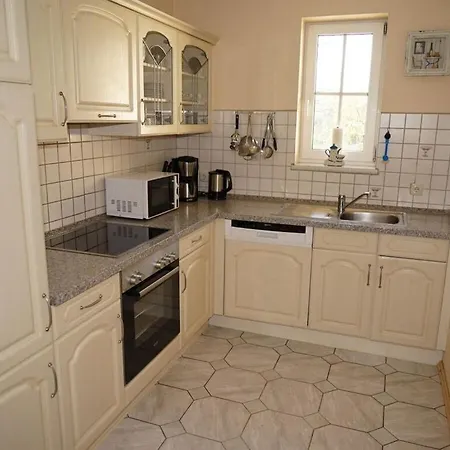 With 3 Bedrooms * Waxweiler